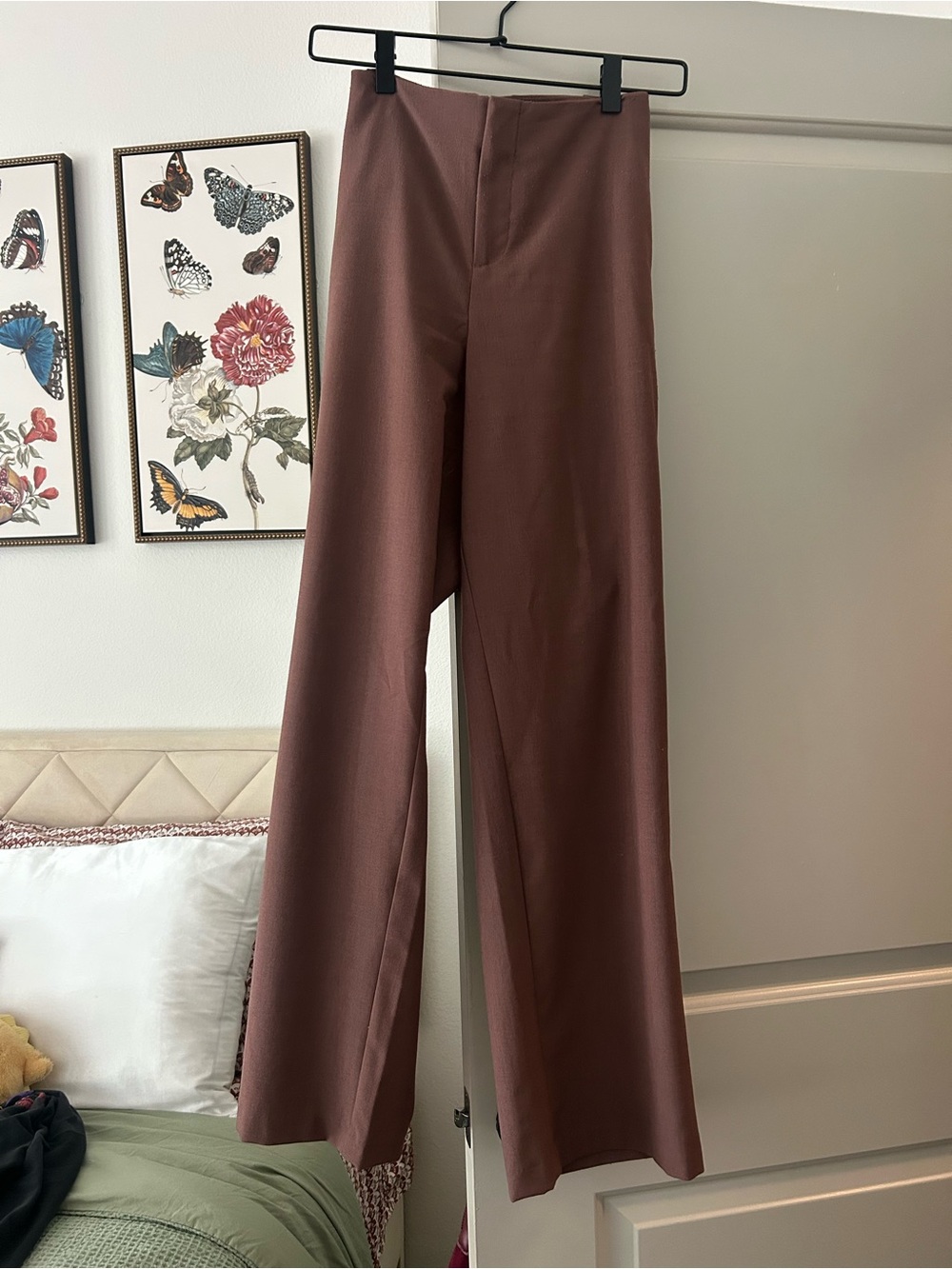 Pants in Warm Brown Mid-Rise